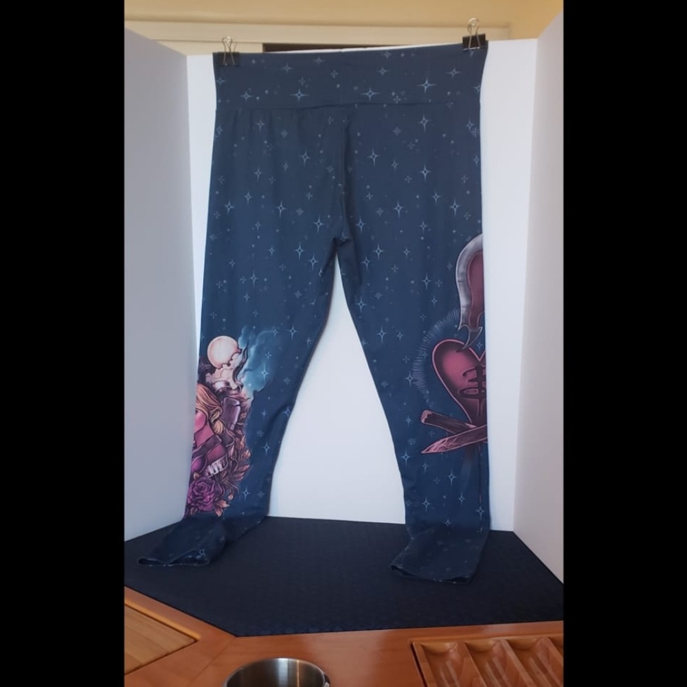 Buffy the Vampire Slayer leggings